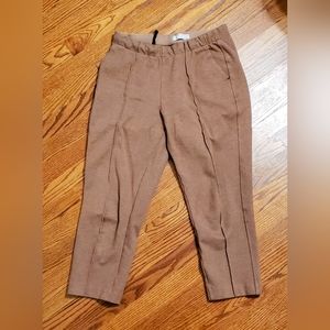 Everlane cropped pants, size medium, excellent condition